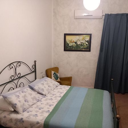 Nostra Casa Rooms Palermo Exteriör bild