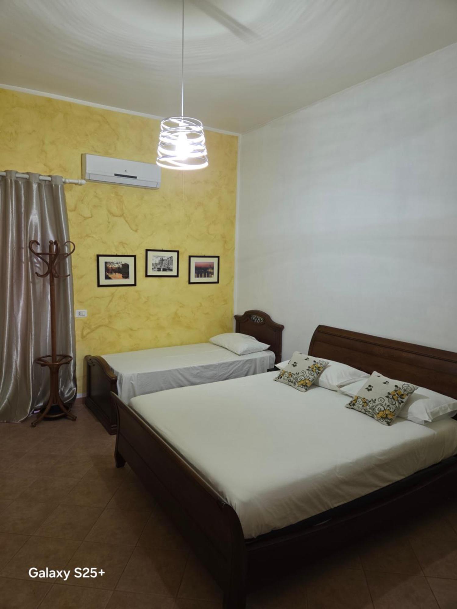Nostra Casa Rooms Palermo Exteriör bild