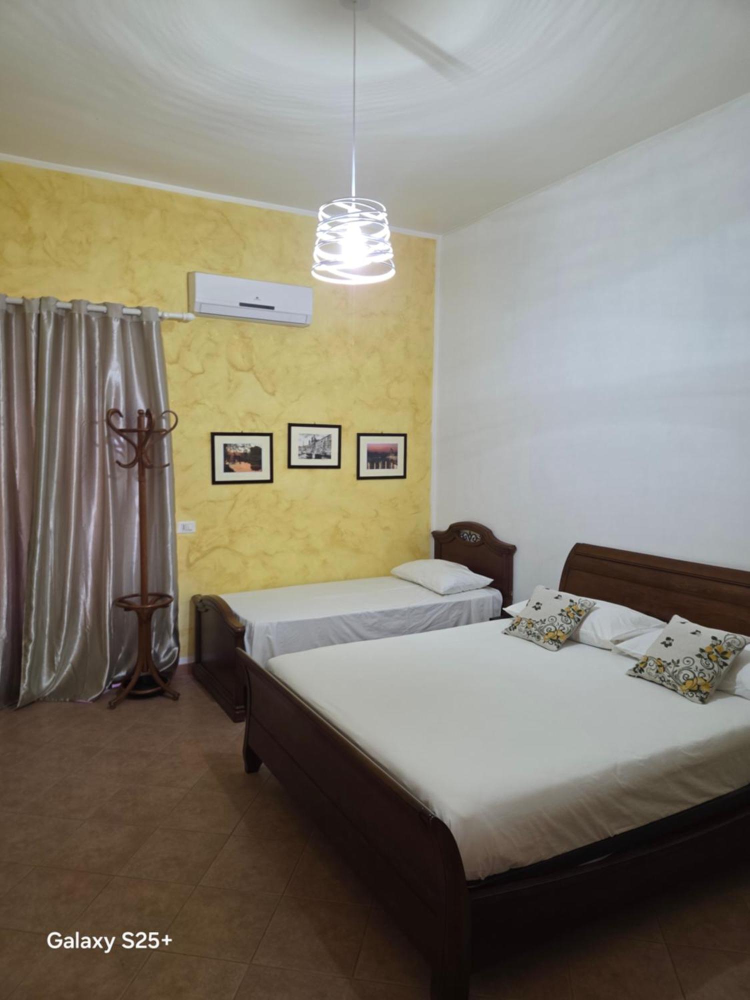 Nostra Casa Rooms Palermo Exteriör bild