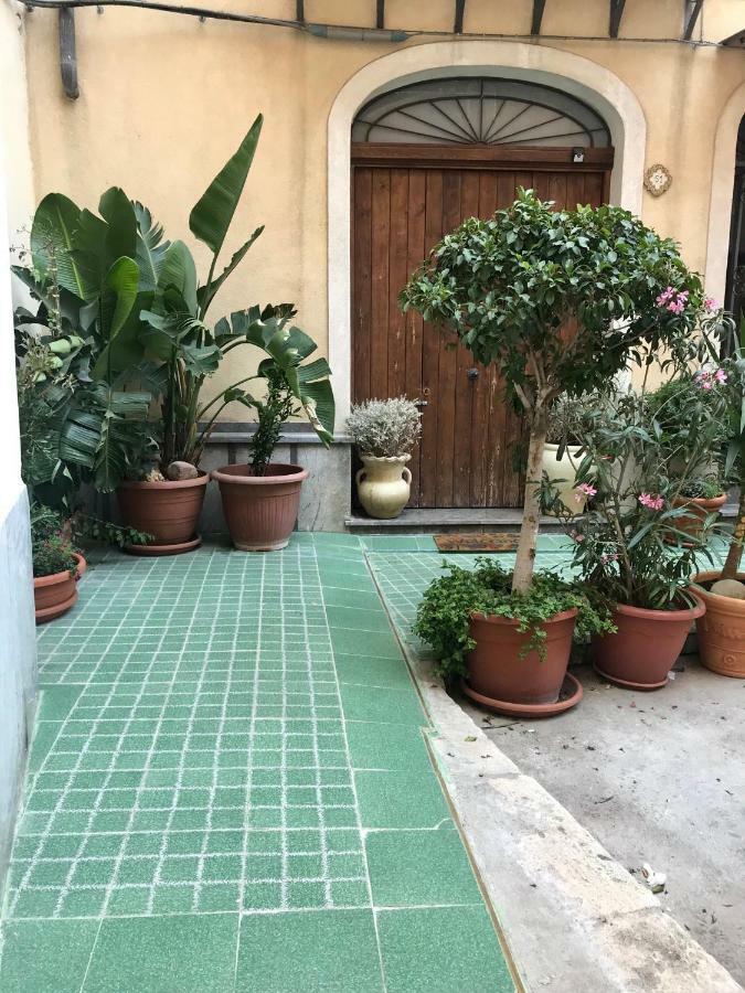 Nostra Casa Rooms Palermo Exteriör bild